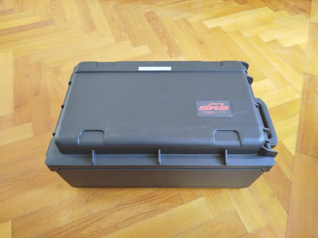 Closed SKB TVG rack case