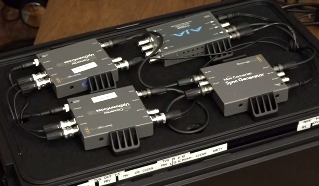 Close view of the packed rack rim with cables routed clear of the edge